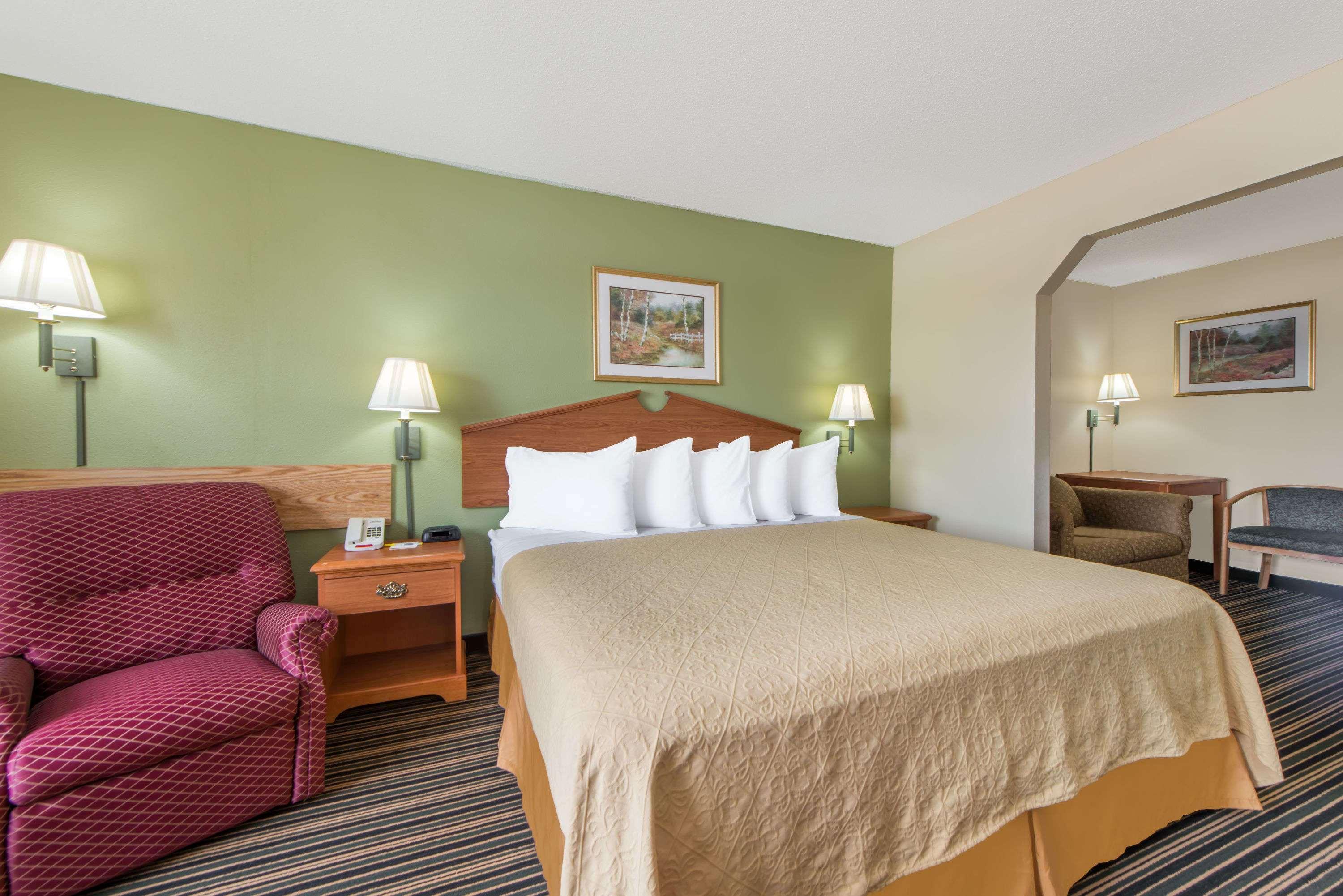 Days Inn By Wyndham Ottumwa Dış mekan fotoğraf