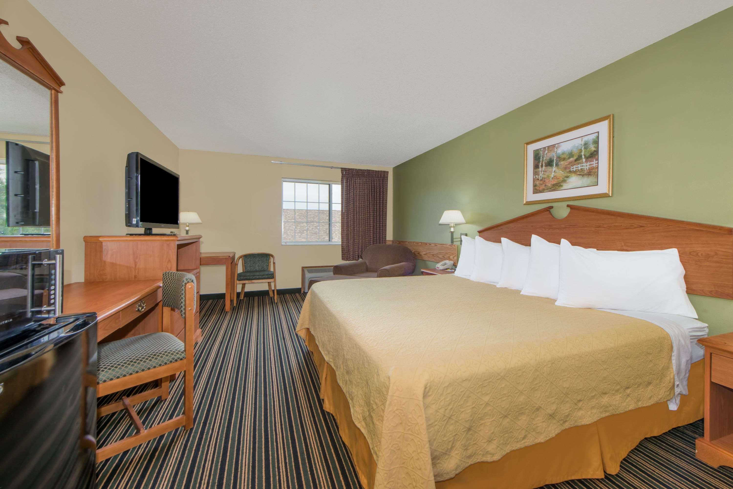 Days Inn By Wyndham Ottumwa Dış mekan fotoğraf