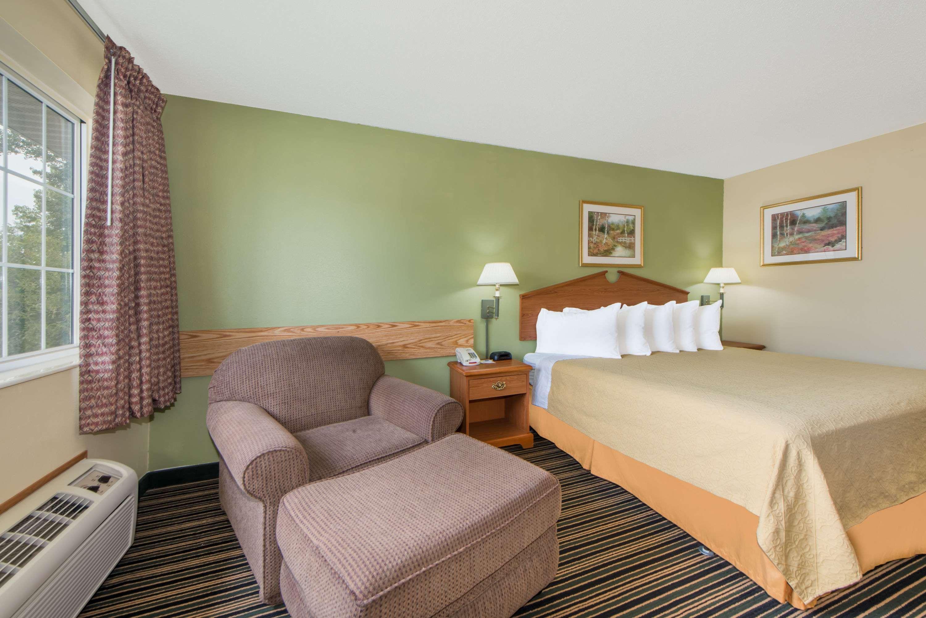 Days Inn By Wyndham Ottumwa Dış mekan fotoğraf
